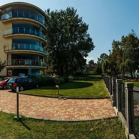 Luxury Panorama Apartman シオーフォク